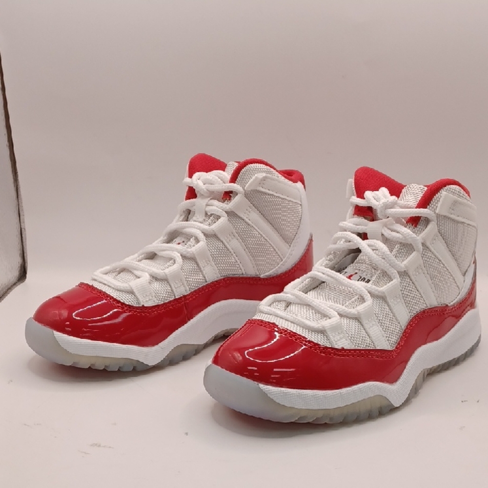 NEW Nike Air Jordan II Retro (PS) White/Red/Black Size 12C US 378039-116